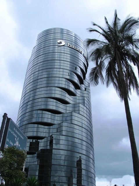 Edificio Urban Plaza